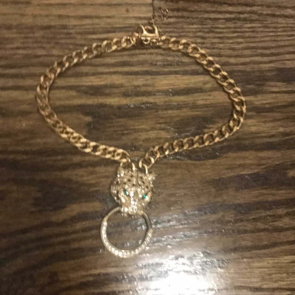 Cute green eyed gold cheetah chain/necklace